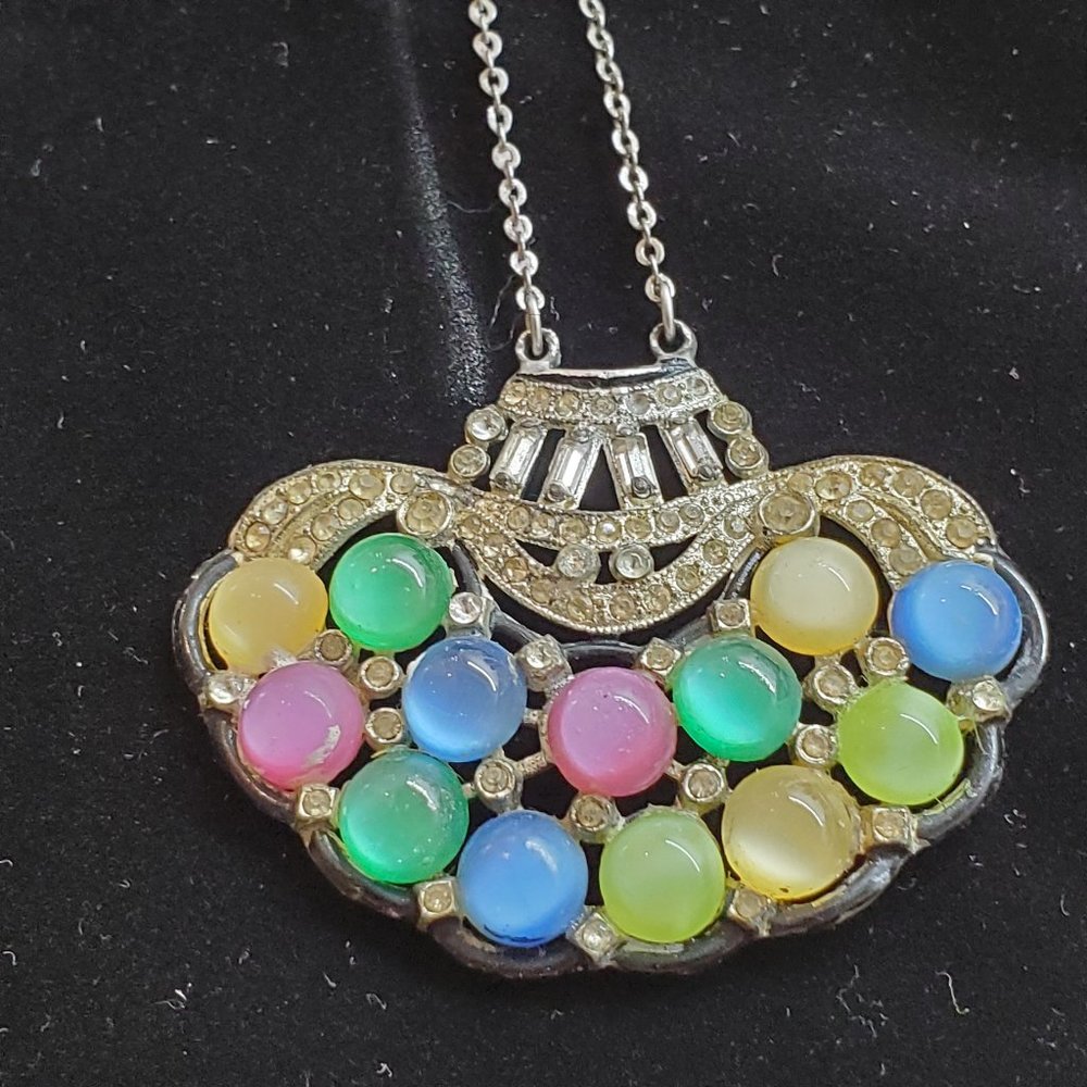 TRUE VINTAGE ART DECO NECKLACE